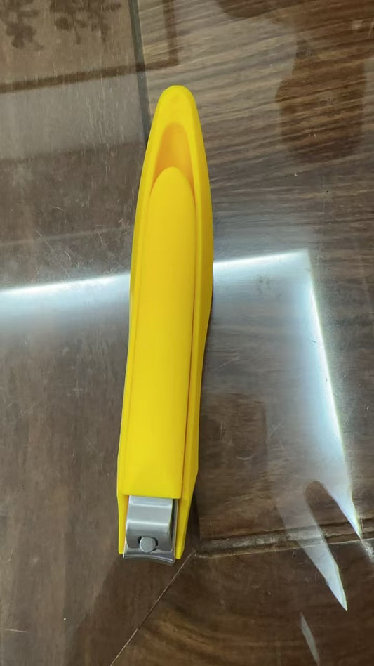 Long Handle Ergonomic Nail Clippers for Seniors, Comfortable Grip Nail Clippers with Catcher, Precision Nail Trimmer Cutter for Men and Women (Yellow)